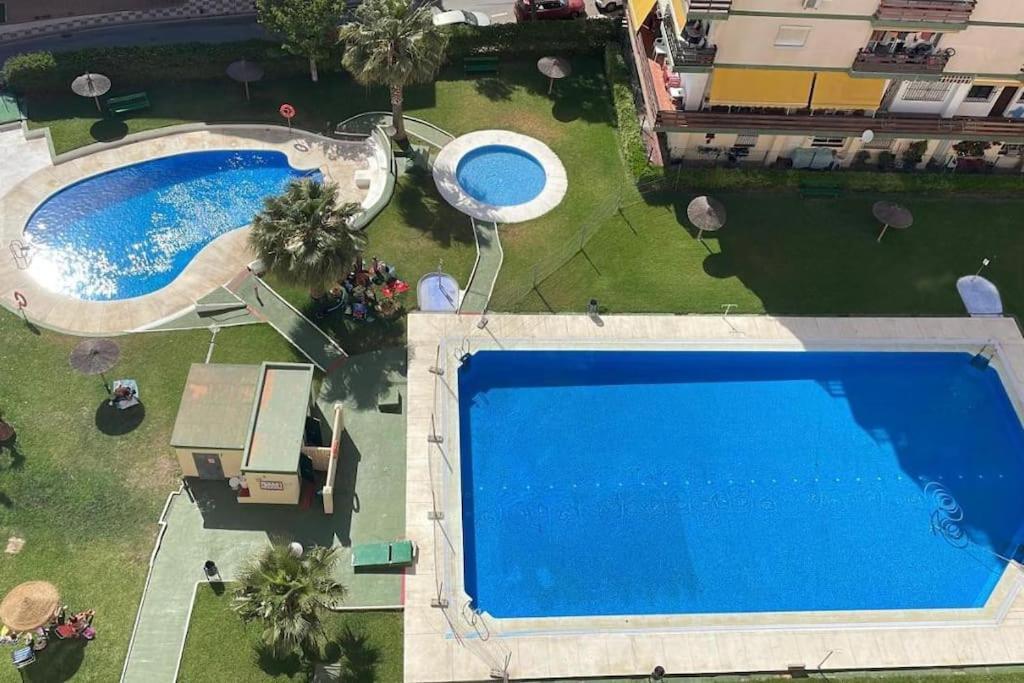 Apartamento Con Terraza A Pie De Playa Benalmádena Kültér fotó