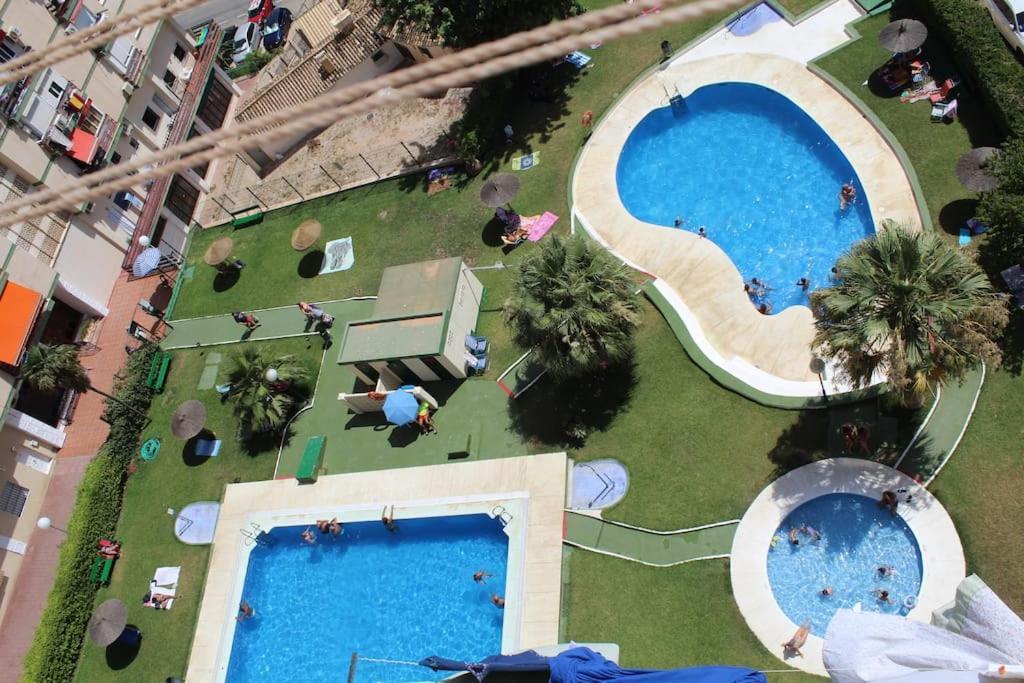 Apartamento Con Terraza A Pie De Playa Benalmádena Kültér fotó